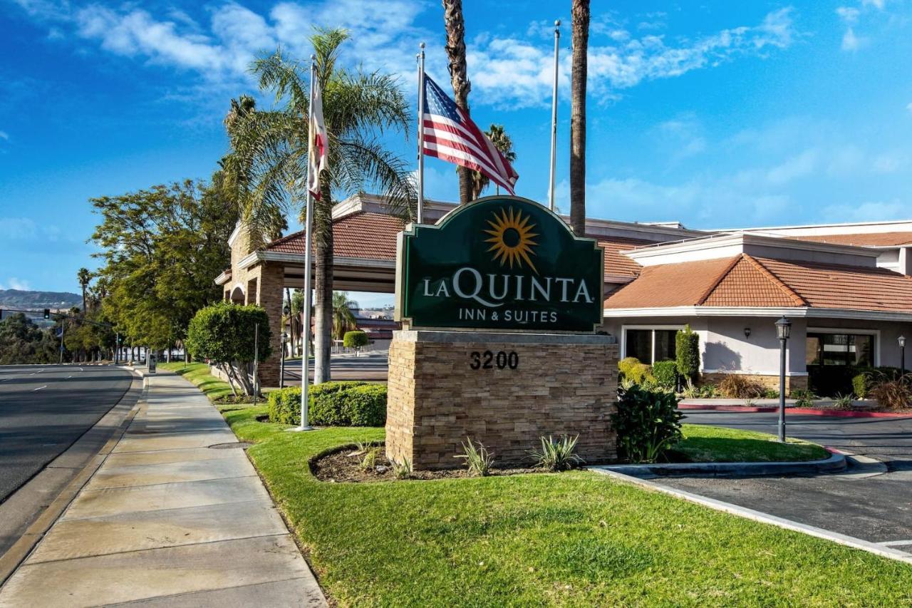 La Quinta By Wyndham Pomona Ξενοδοχείο Εξωτερικό φωτογραφία
